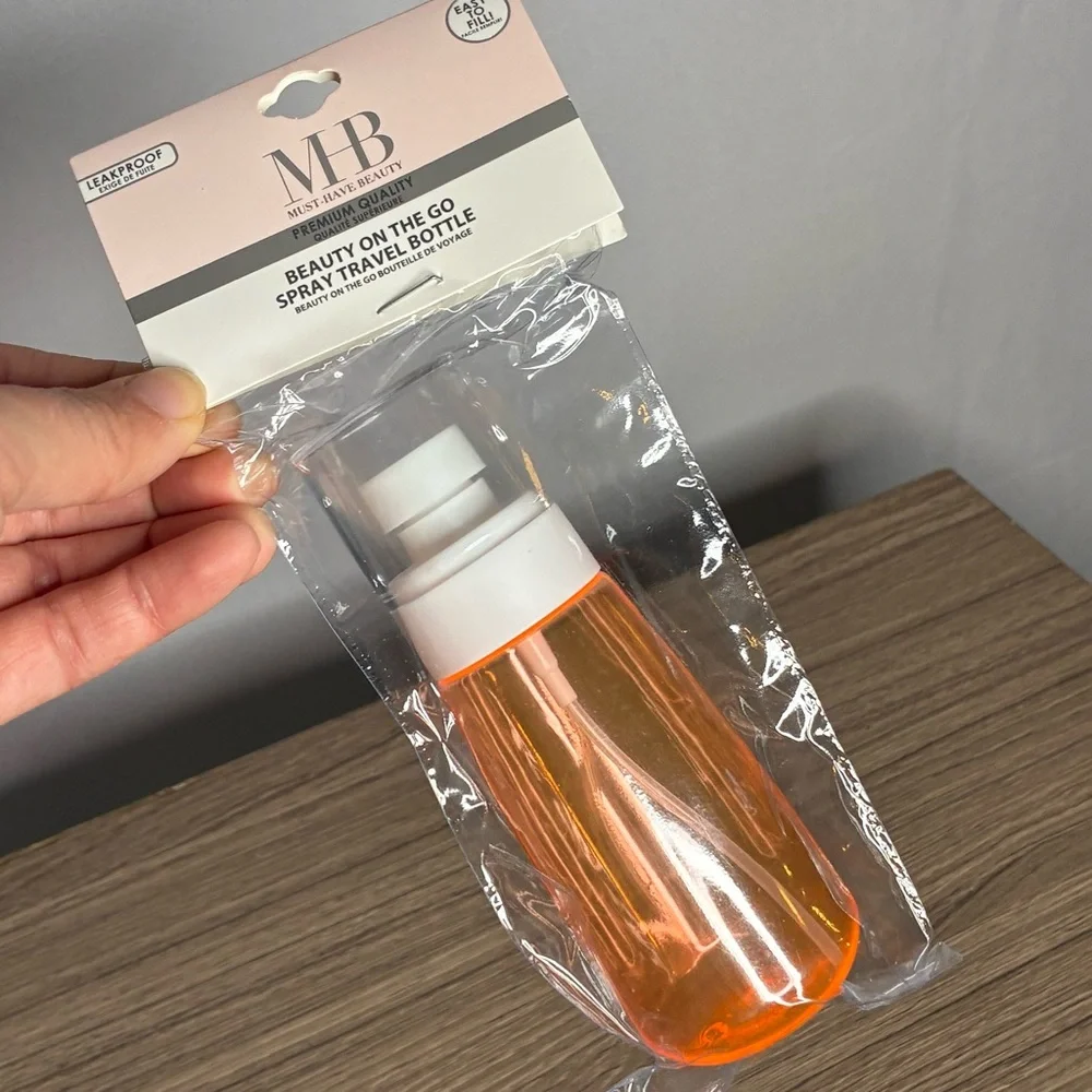 🐼 3/$25 NWT MB 3oz Orange Travel Refillable Spray Bottle with Cap